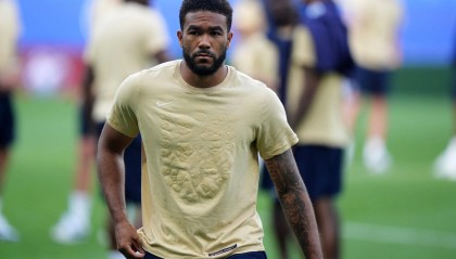 PG模拟器官方网站-火箭队对勇士队的比赛录像及关键对抗分析